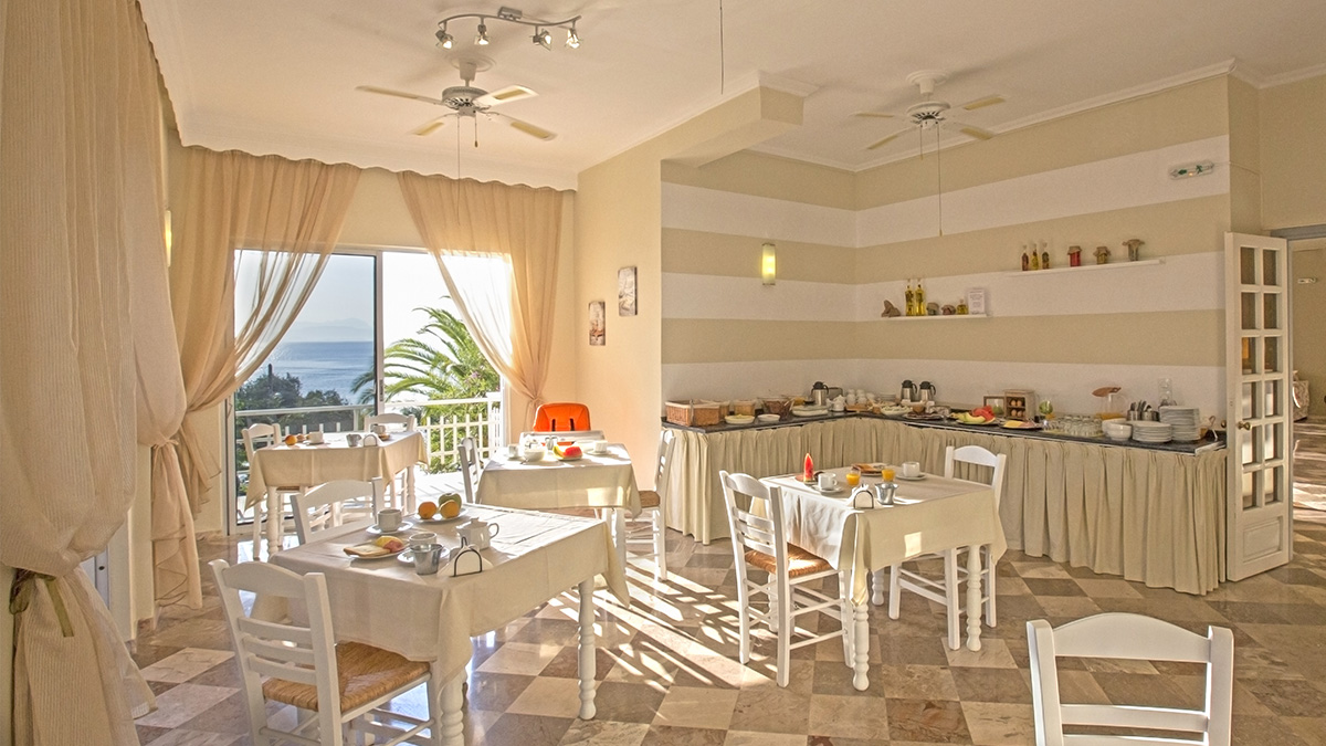 Aurora Beach Hotel - NR