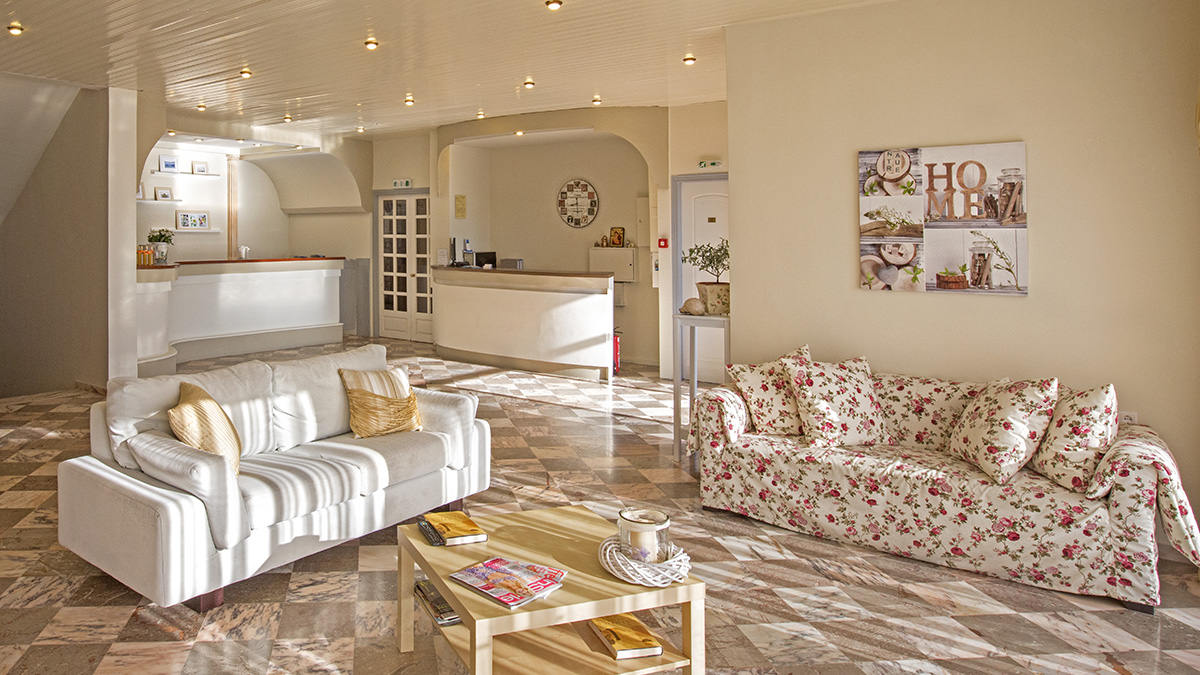 Aurora Beach Hotel - NR