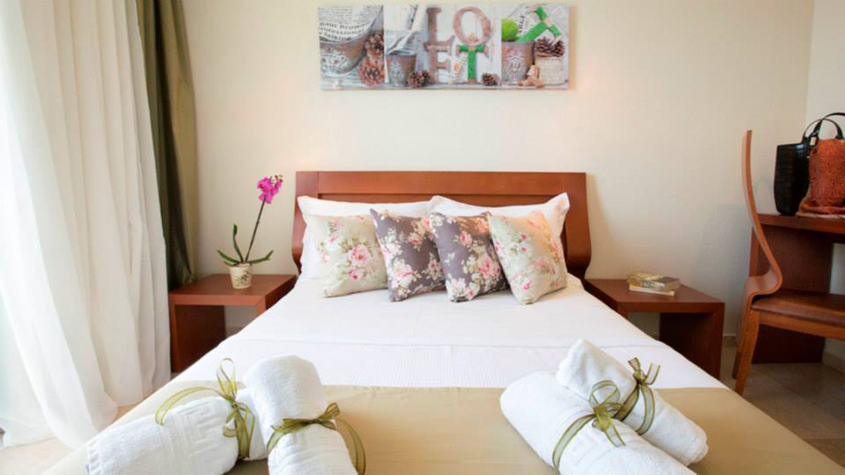 Aurora Beach Hotel - NR