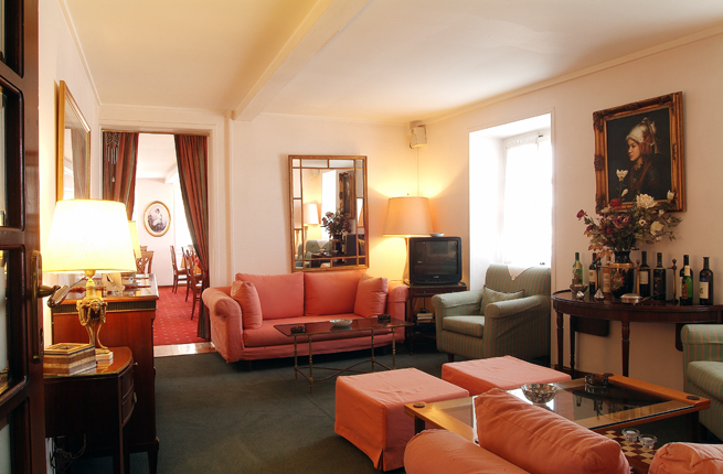 Konstantinoupolis Hotel