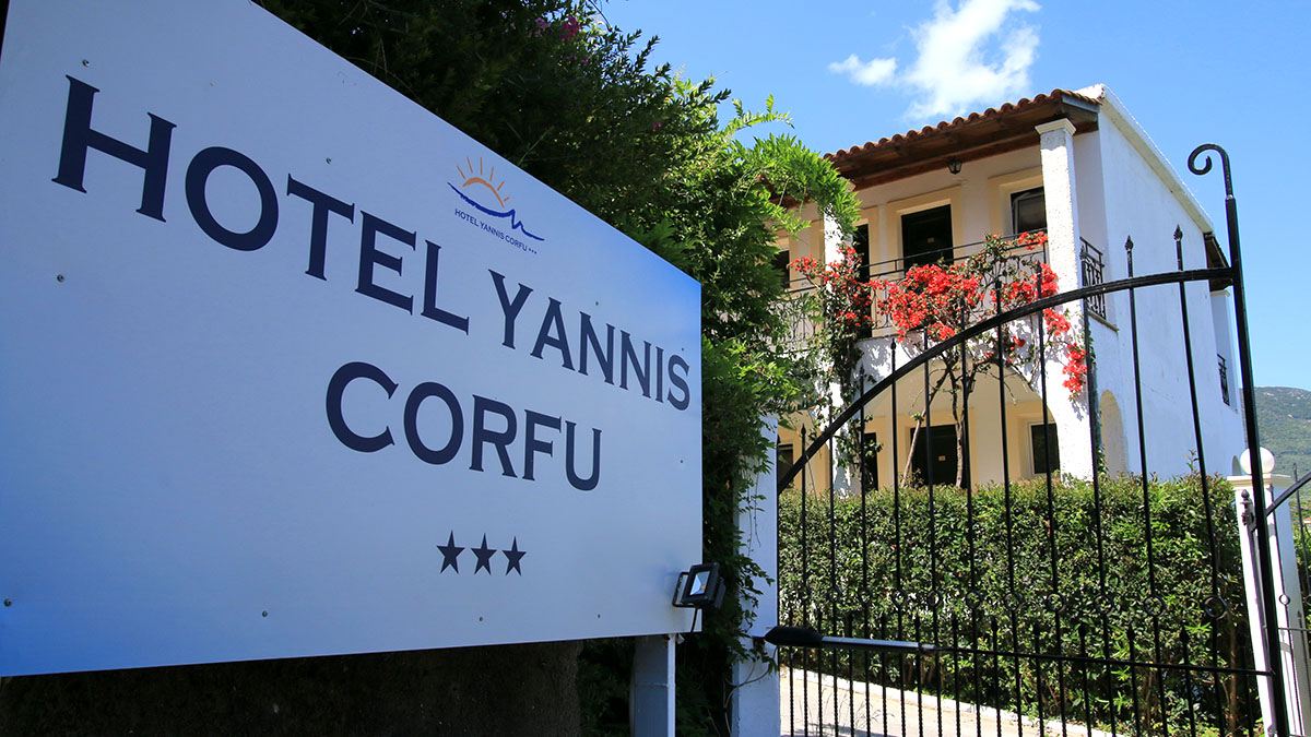 Yannis Hotel Corfu 
