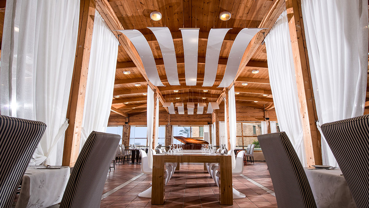 Bella Beach Hotel