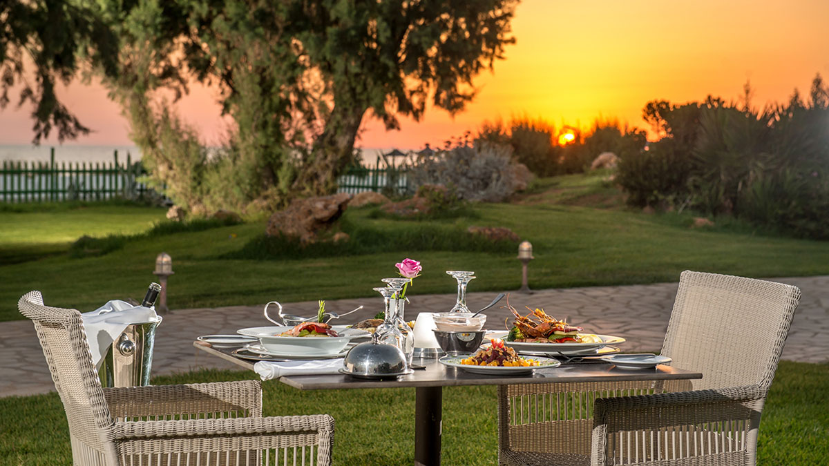 Bella Beach Hotel