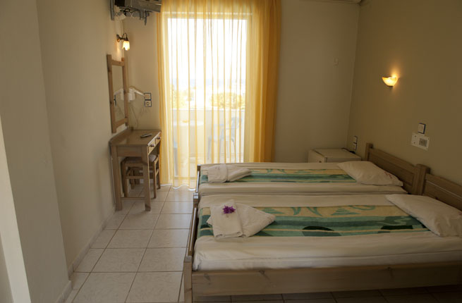 Dolfin Liza Mary - NR