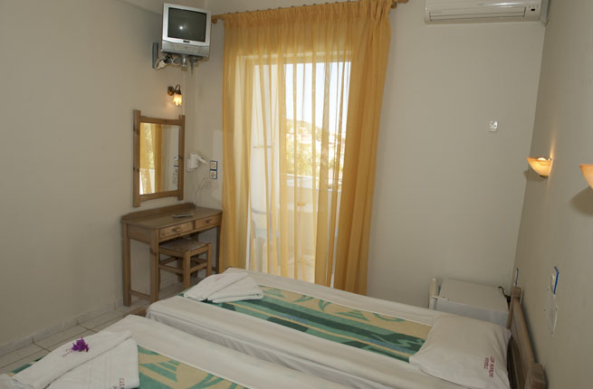 Dolfin Liza Mary - NR