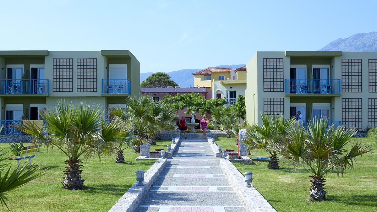 Eliros Mare BeachFront Poem