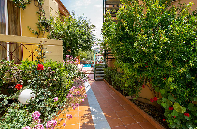 Elotia Hotel 