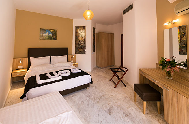 Elotia Hotel 