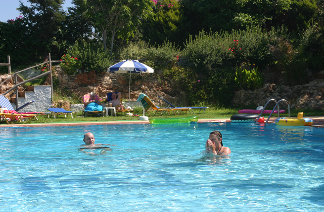 Iliostasi Beach Apartments - NR