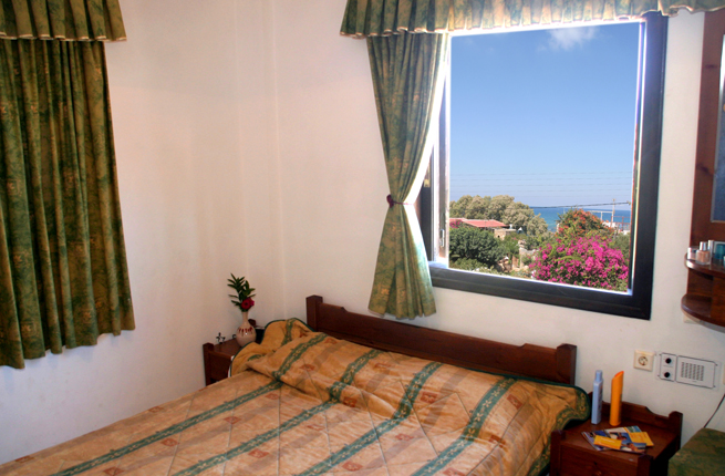 Iliostasi Beach Apartments - NR