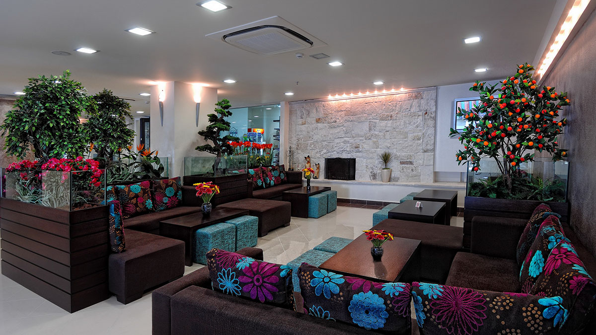 Mistral Mare Hotel