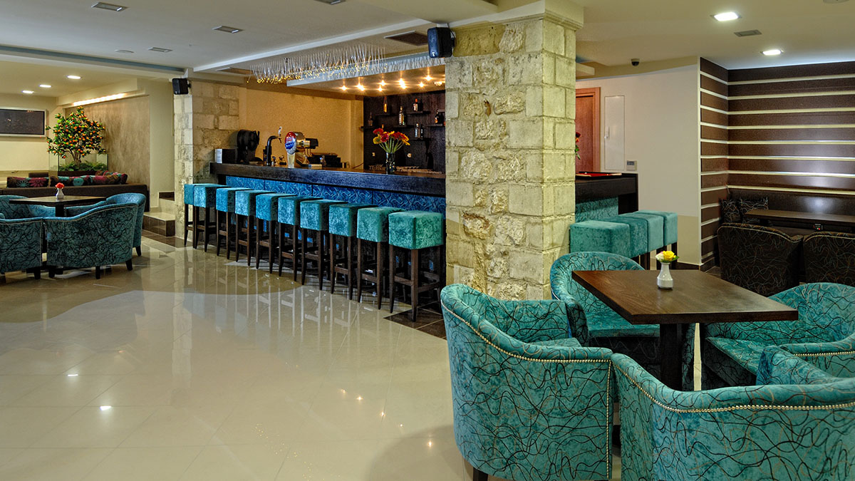Mistral Mare Hotel