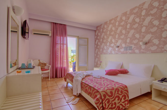 Solimar Ruby & Ruby Royal