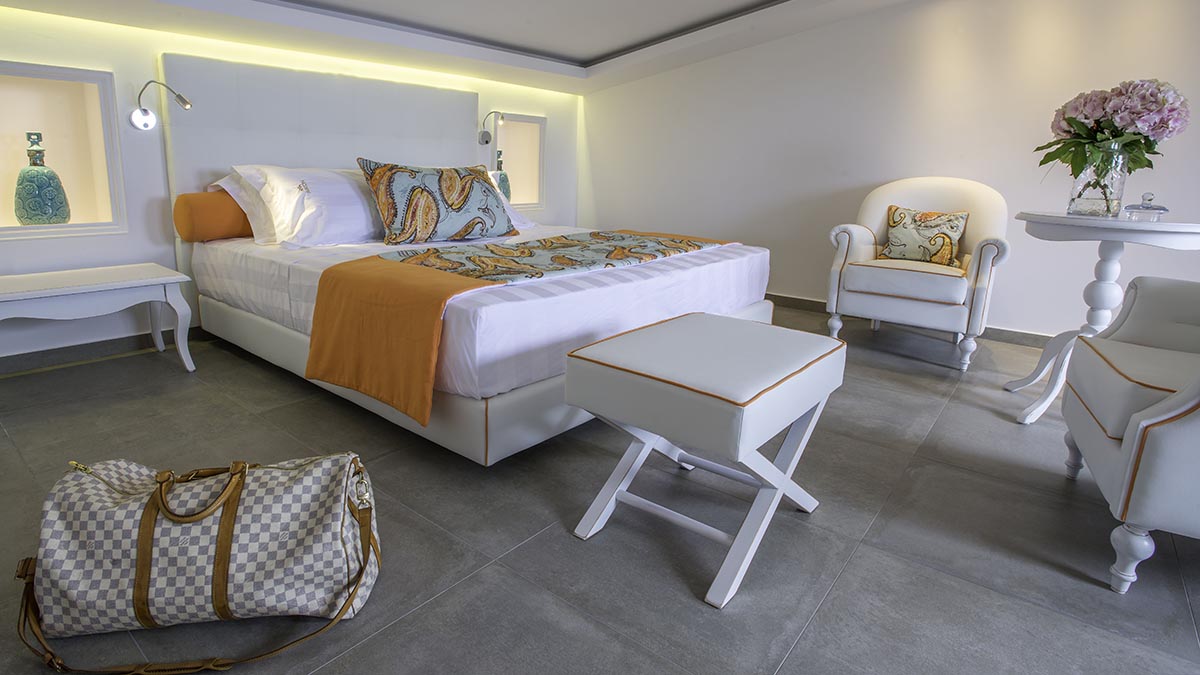 Avaton Luxury Beach Resort - Relais & Chateaux 