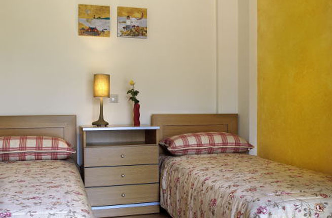 Polyastron Place - NR