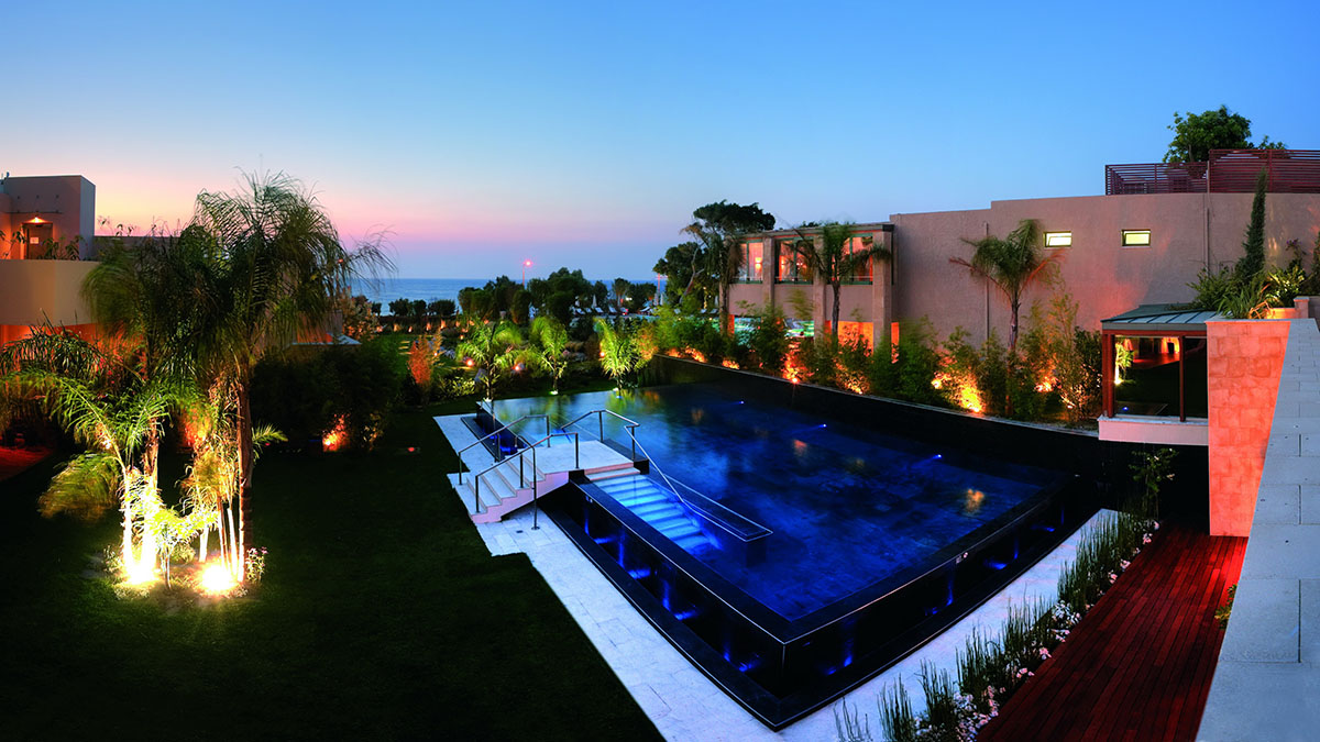 Amathus Elite Suites - NR