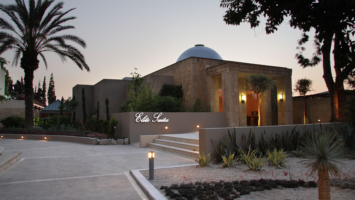 Amathus Elite Suites - NR