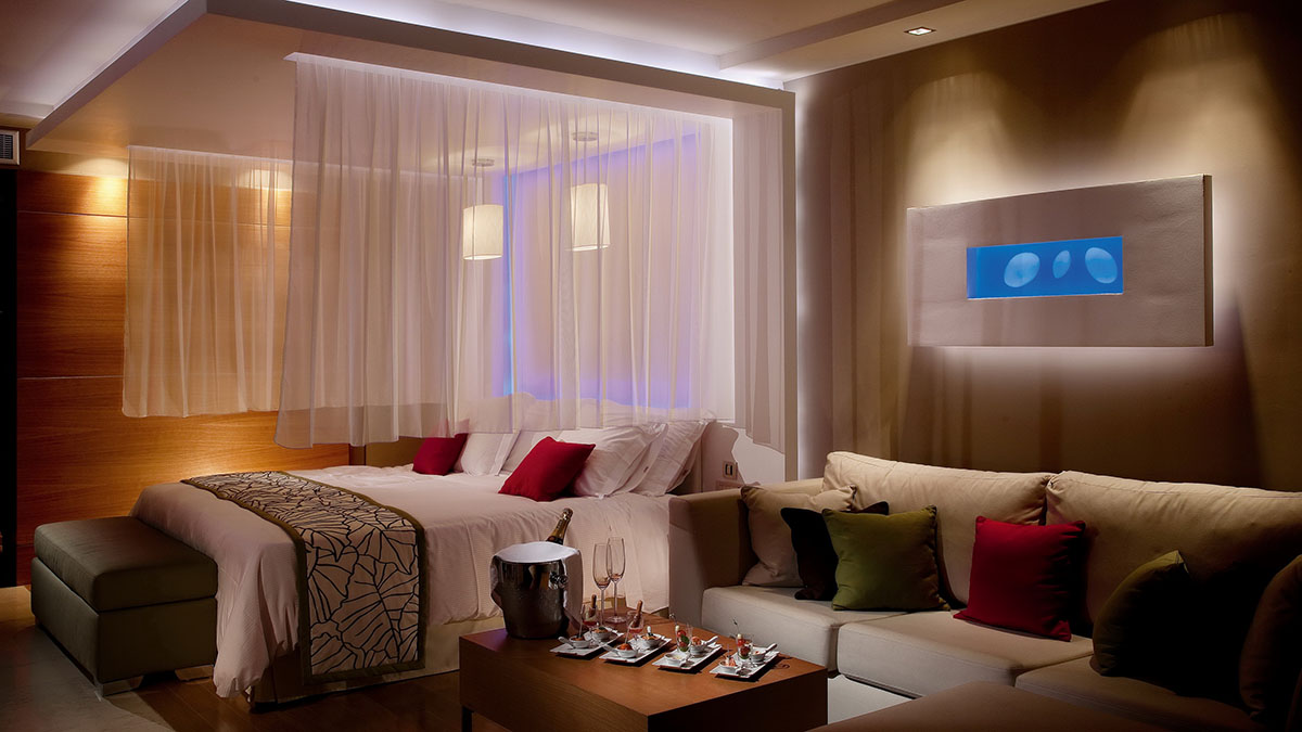 Amathus Elite Suites - NR