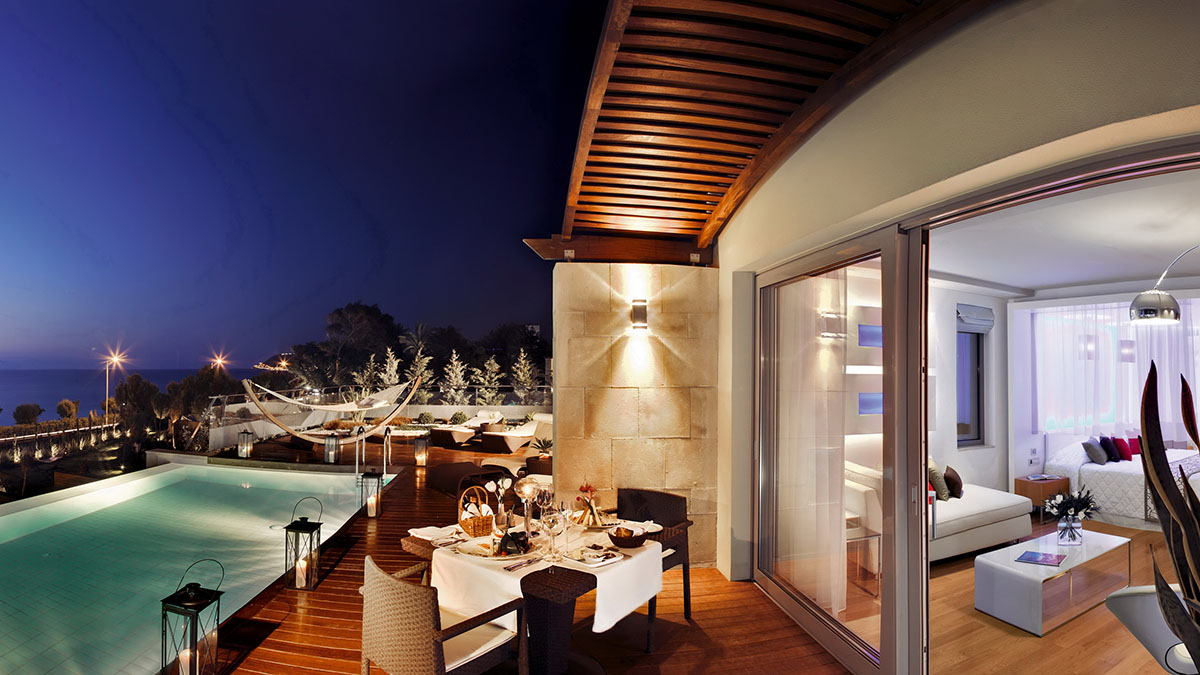 Amathus Elite Suites - NR