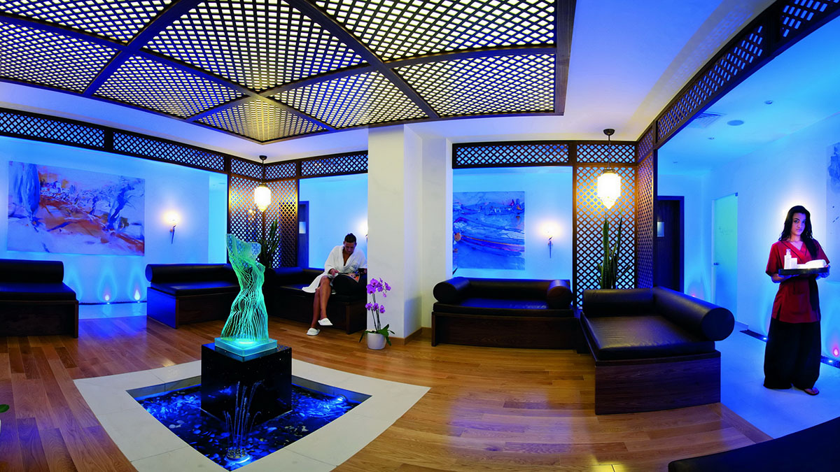 Amathus Elite Suites - NR