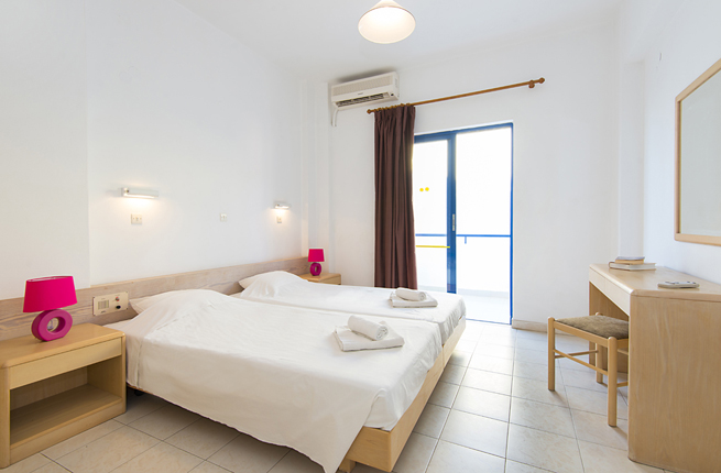 Blue Roses Studios and Apartments - NR