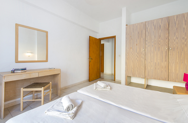 Blue Roses Studios and Apartments - NR