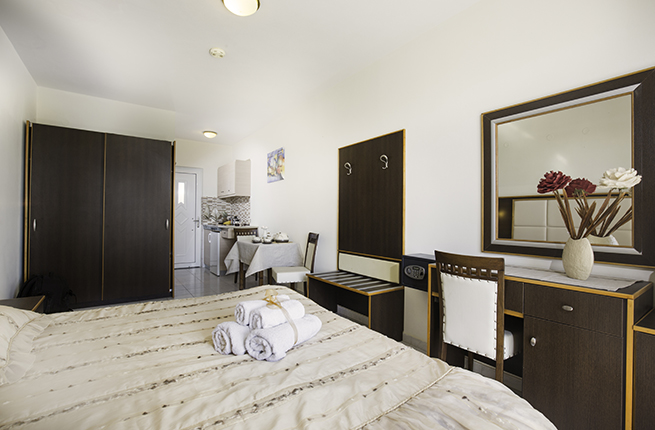 George Beach Studios - NR