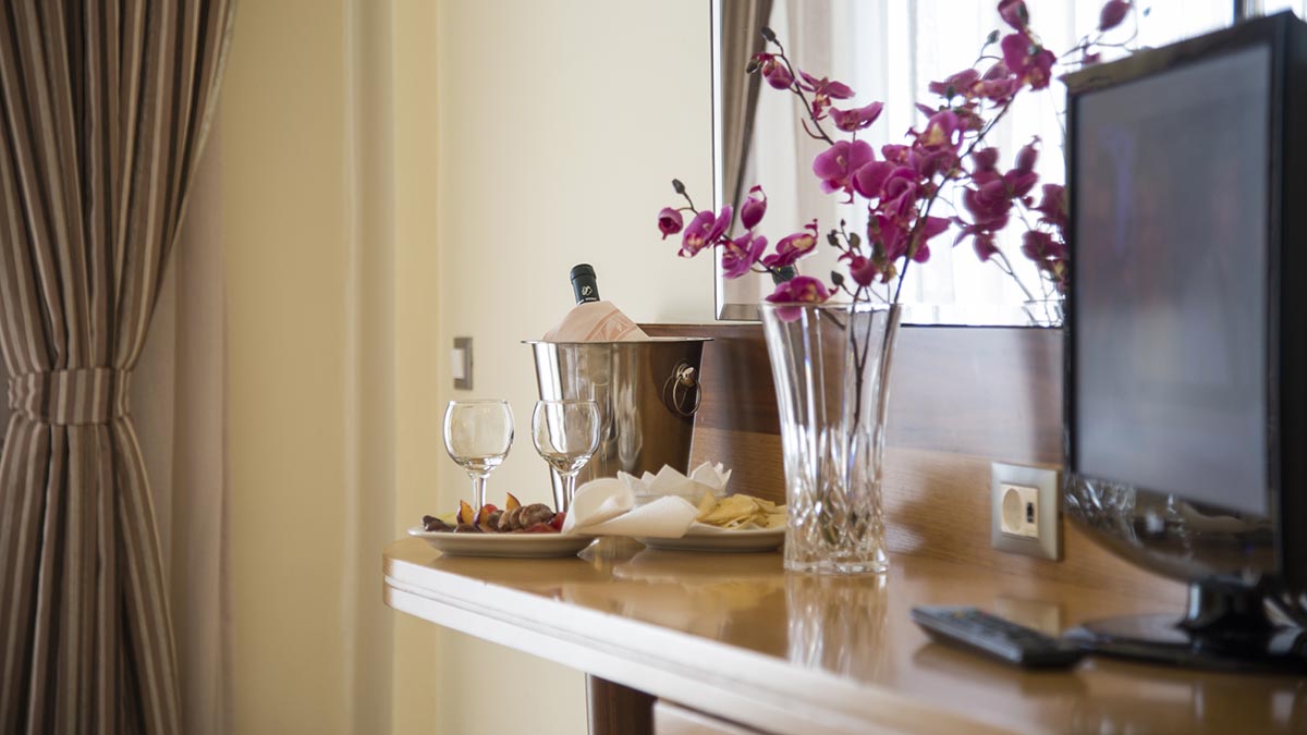 Manousos City Hotel - NR