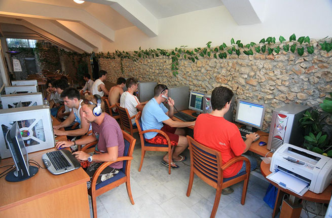 Parthenon City Hotel - NR