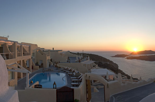 Suites Of The Gods Hotel 