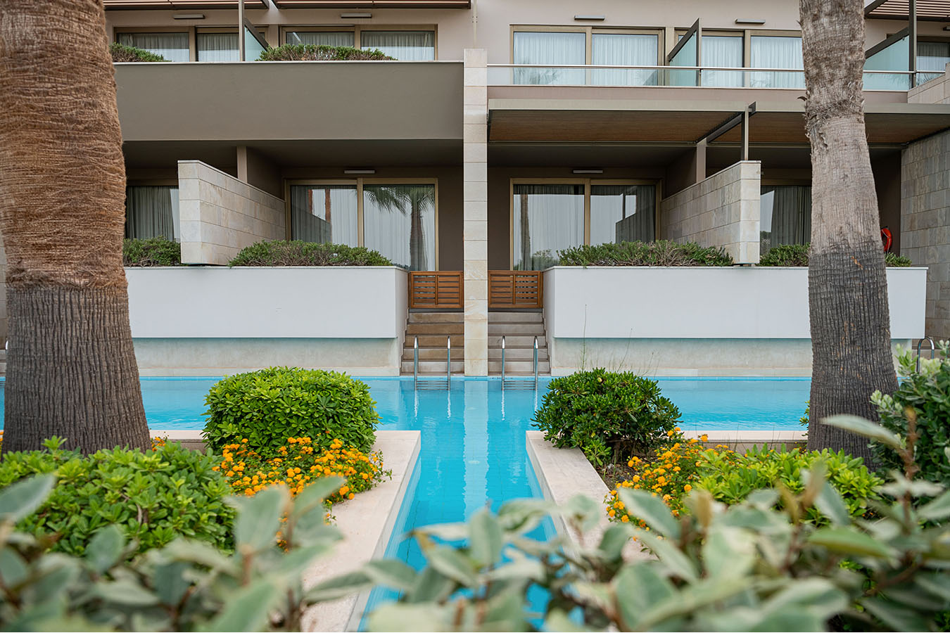 Double Deluxe Sharing Pool 