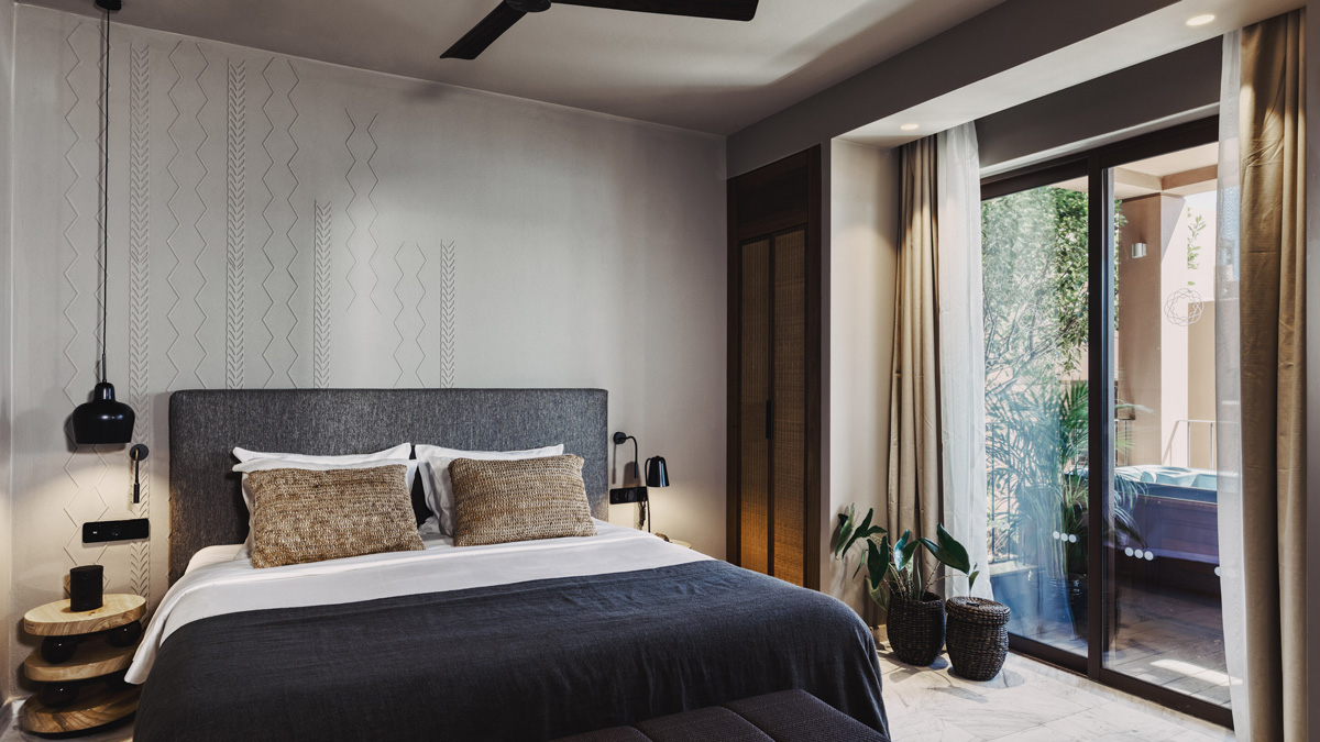 Family Suite Garden View with Outdoor Jacuzzi