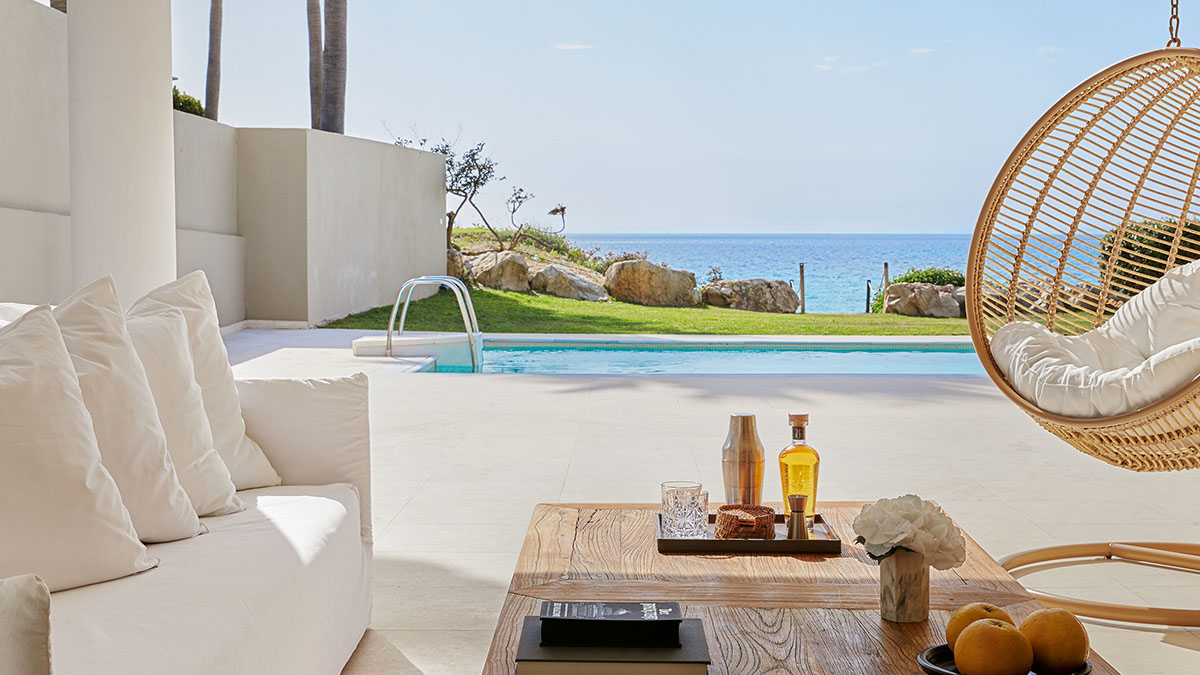 Royal Pavillion Indoor and Outdoor Pool