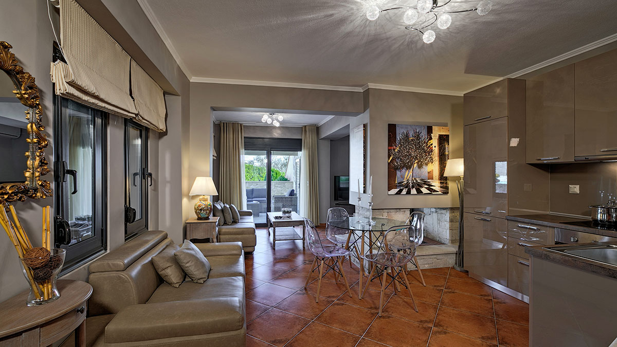 Maisonette 1(4bedroom)