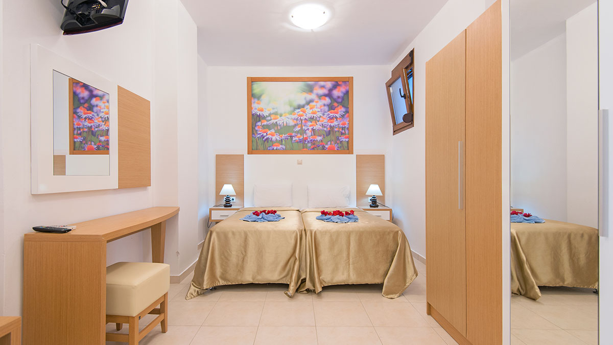 Villa Meliti 3Bedrooms Beach Front Private Pool