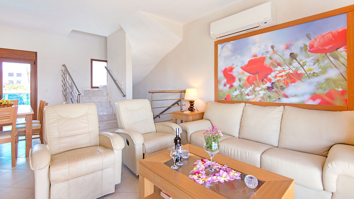 Villa Ariti 3Bedrooms Beach Front Private Pool