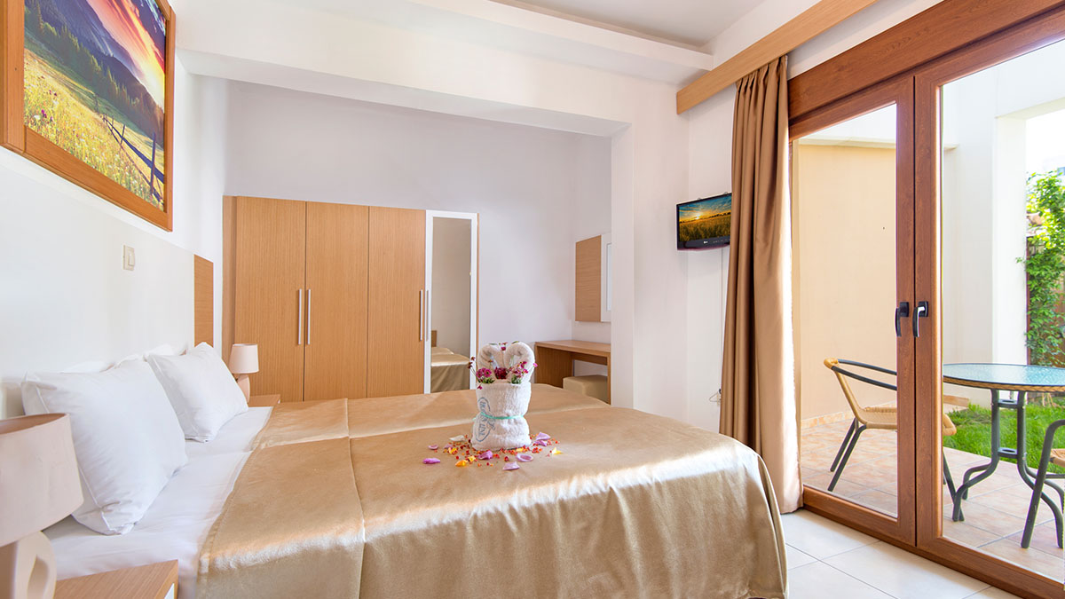 Villa Ariti 3Bedrooms Beach Front Private Pool