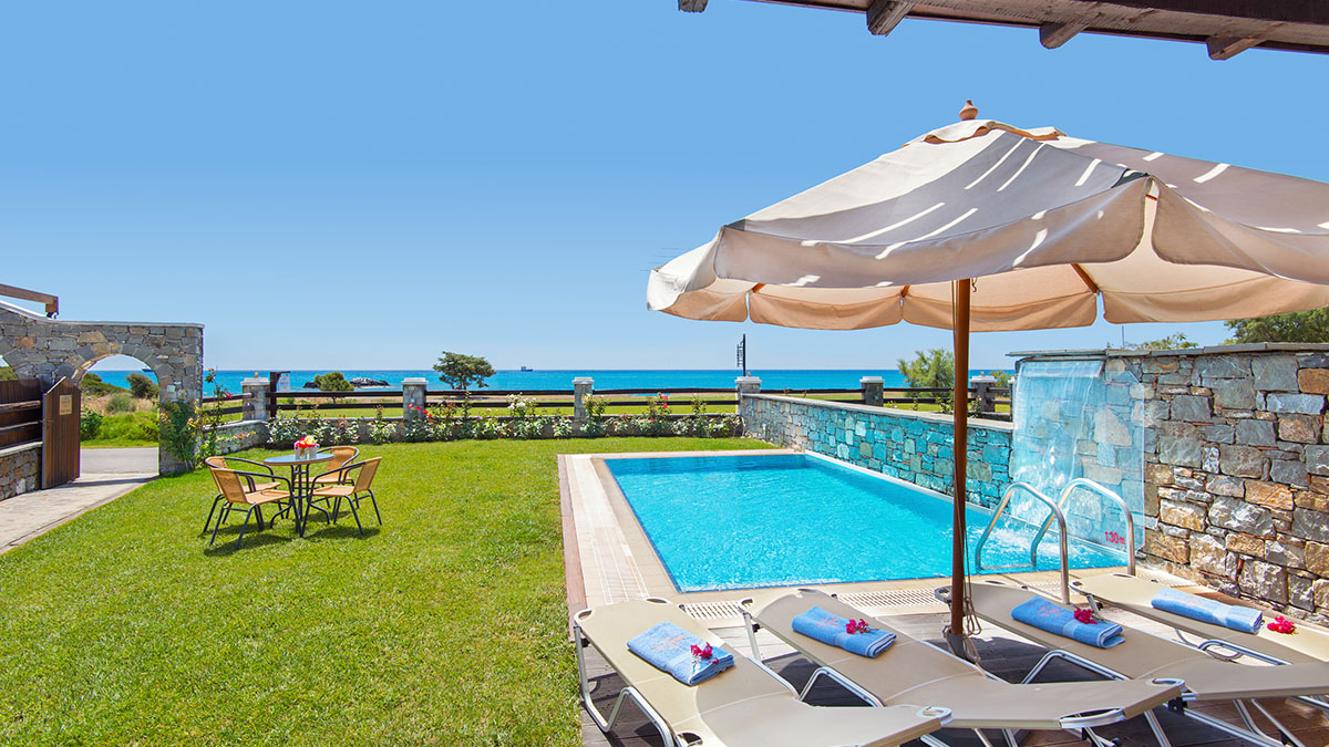 Villa Erato 3Bedrooms Beach Front Private Pool