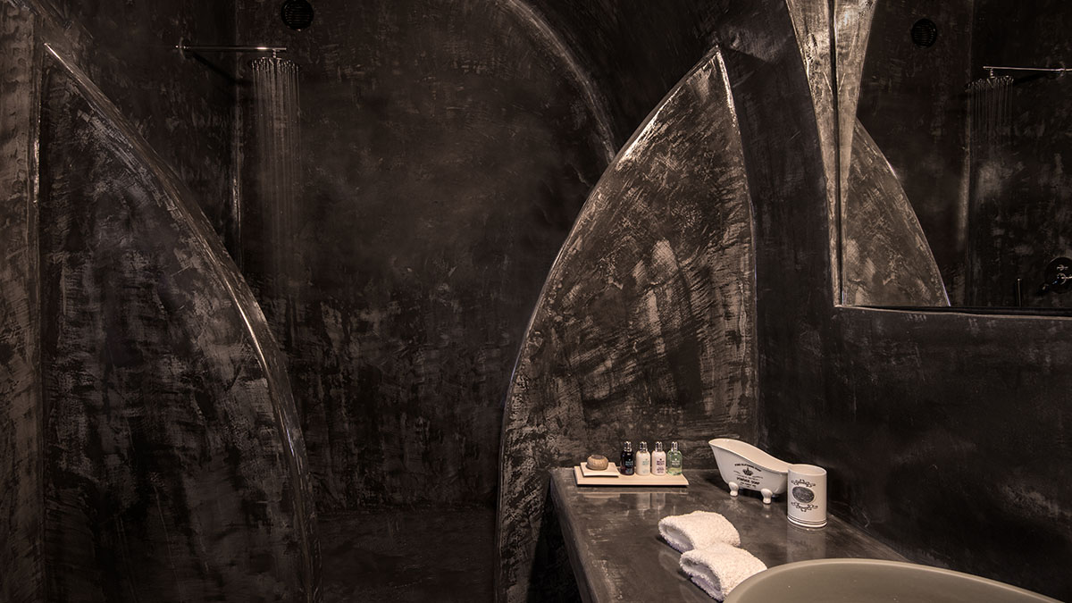 Superior Suite Infinity Pool