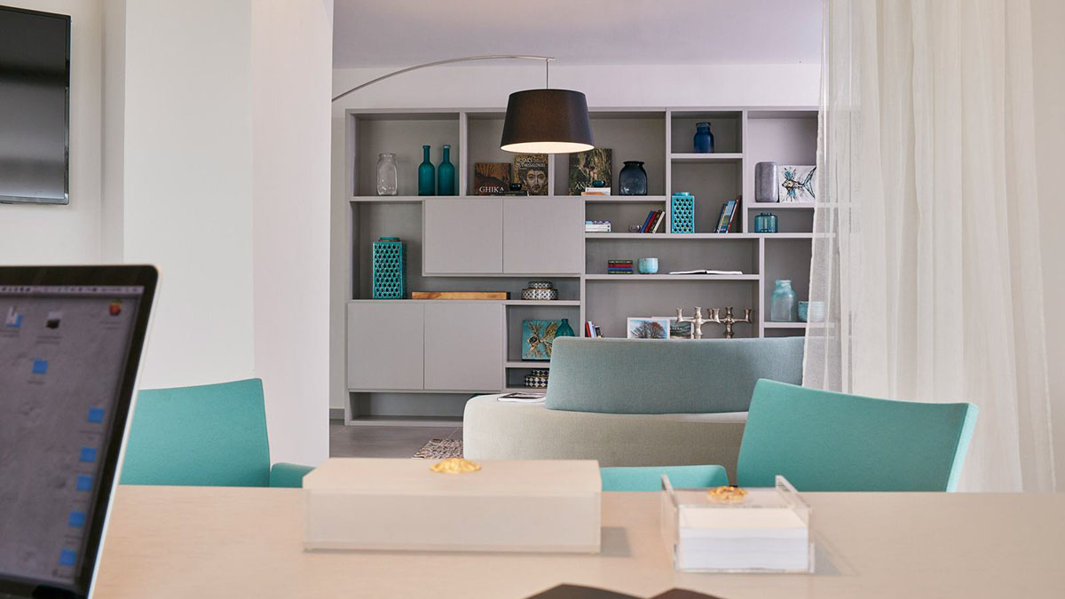 White House Villa + Mini Villa 