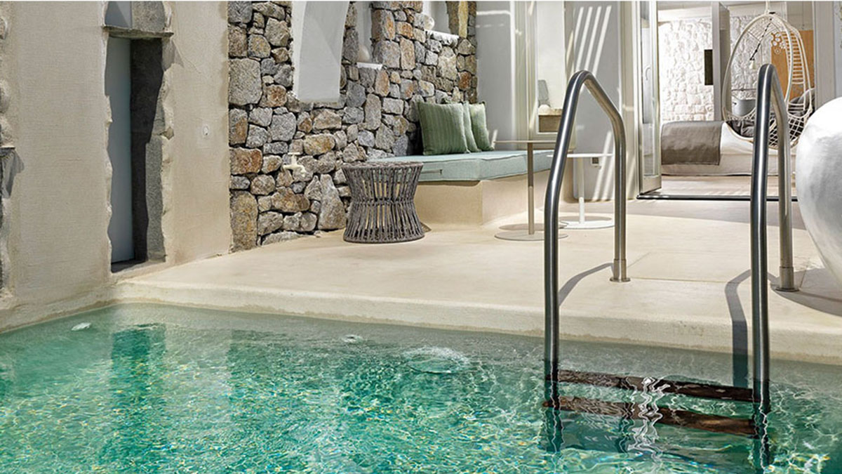 Deluxe room with Plunge Pool