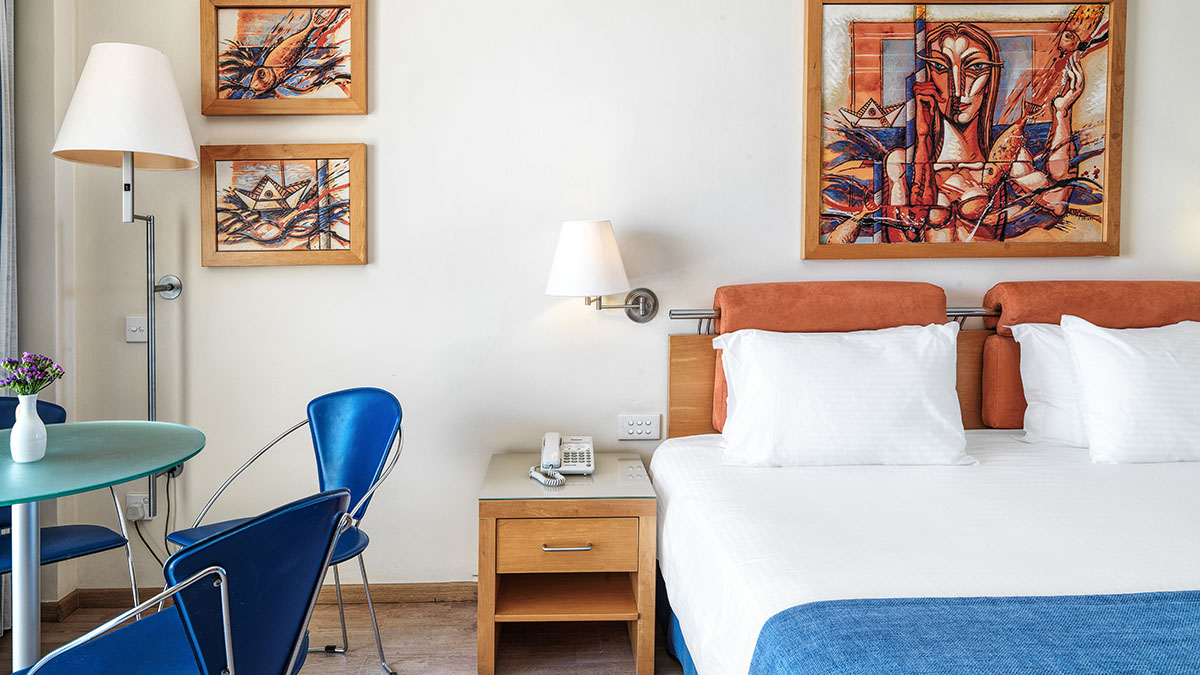 Executive Marina View