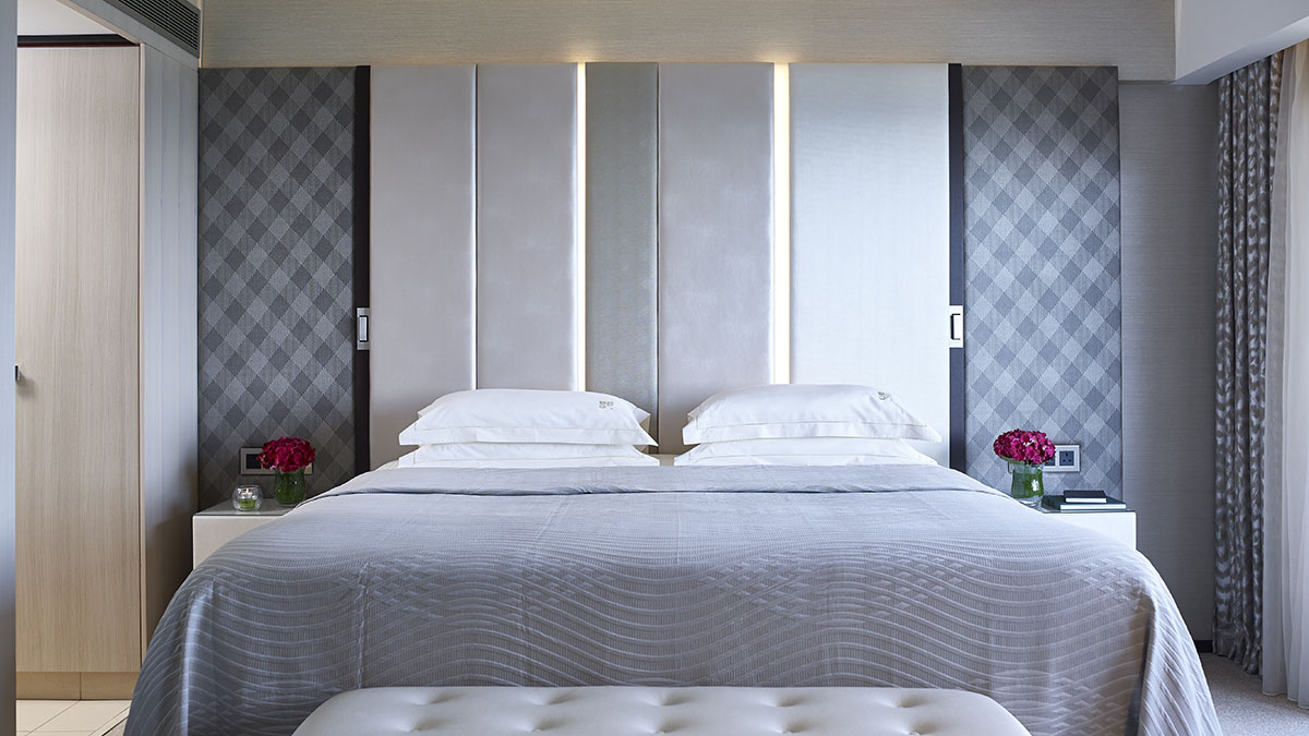 Executive Penthouse Suite