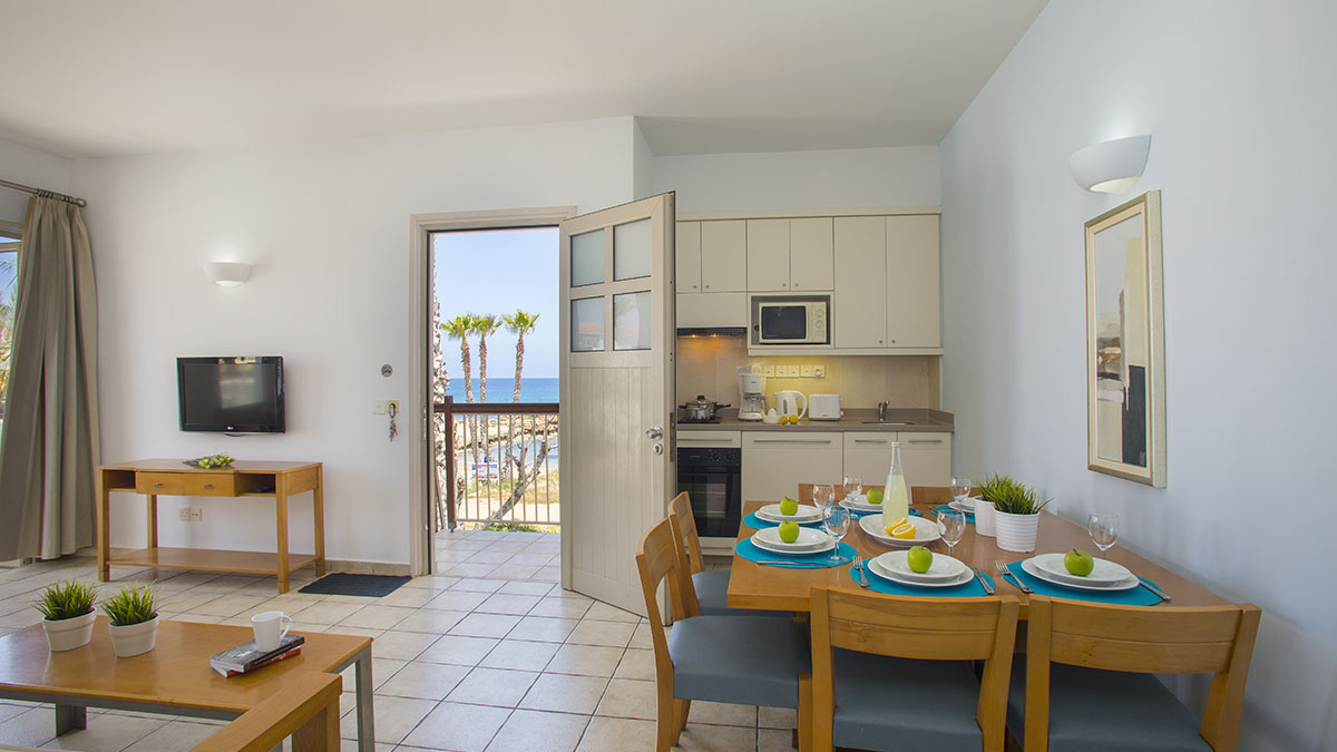 Suite 1Bedroom Side Sea View