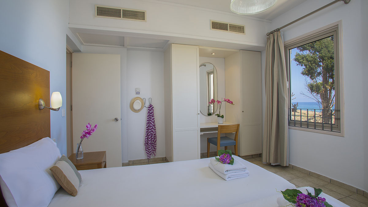 Suite 2Bedroom Side Sea View