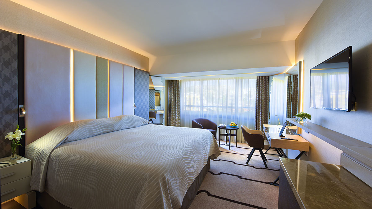 Superior Inland View