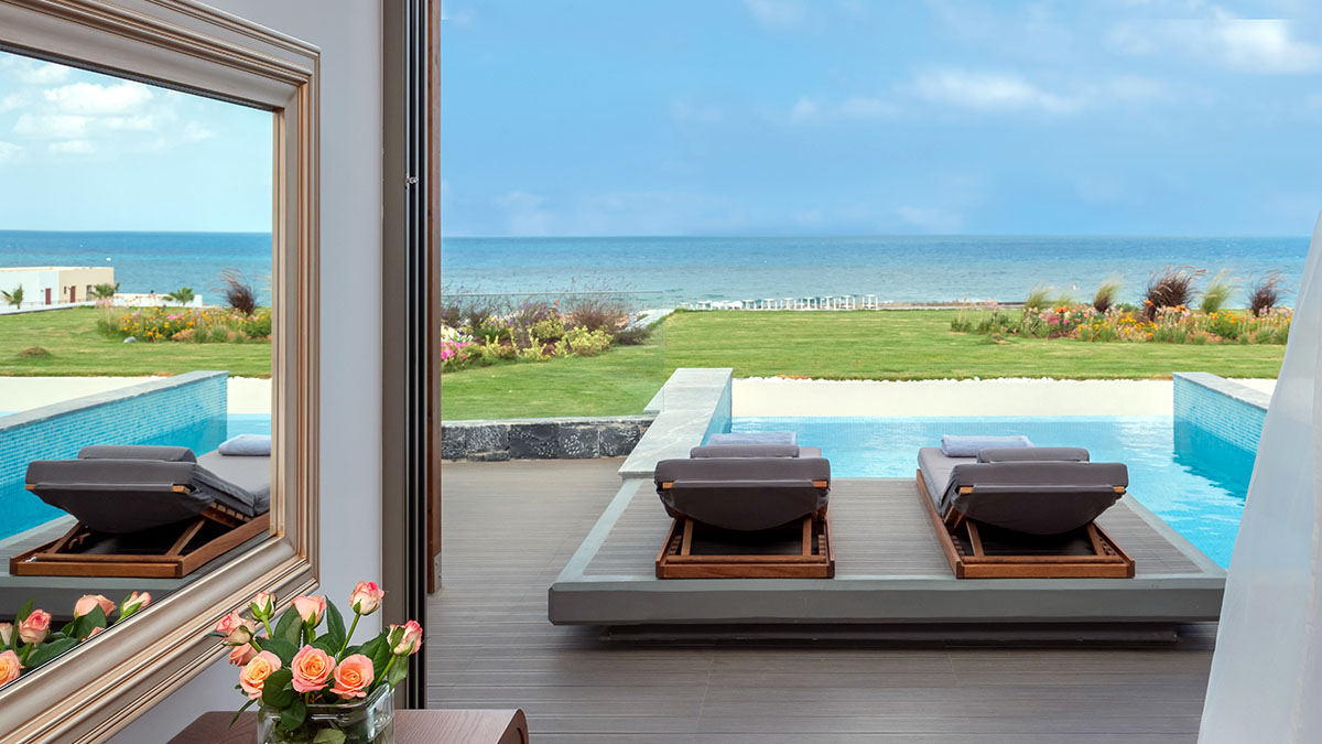 Premium Energy Suite Sea View with private heated pool, SoulSauna or gym
