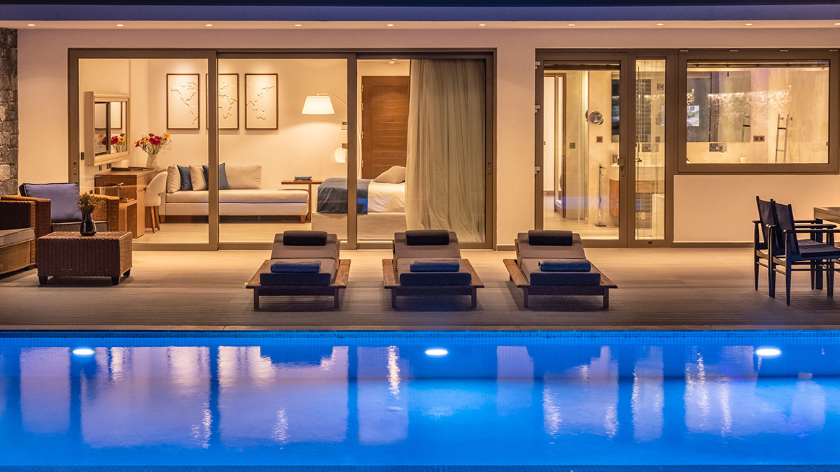 Executive Fitness Suite Sea View with private heated pool and gym