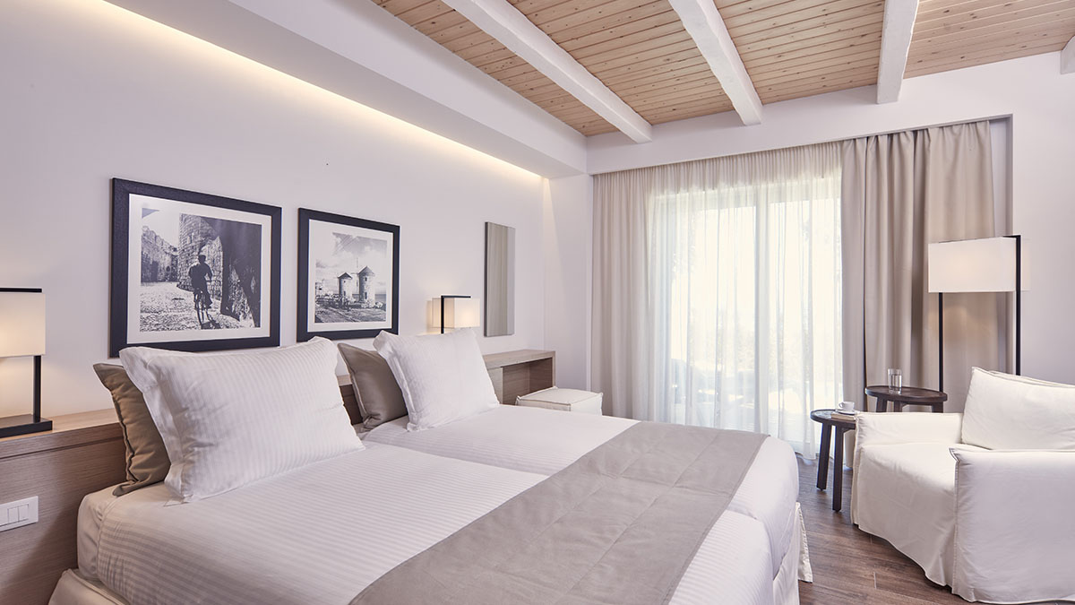 Exclusive Sea View Room Sharing Pool For Single Use