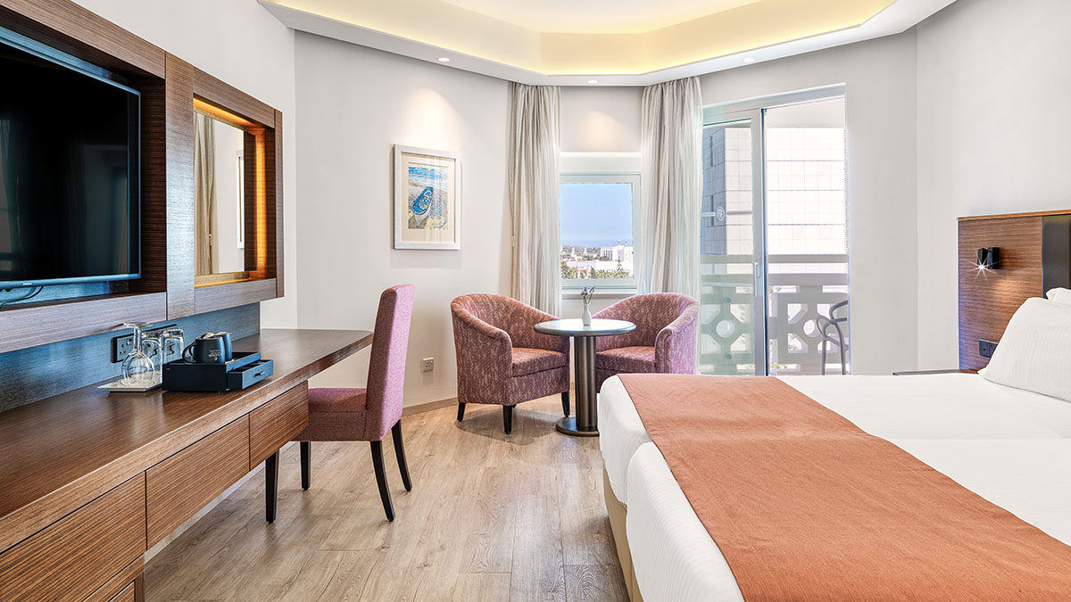 Twin Inland View With Balcony